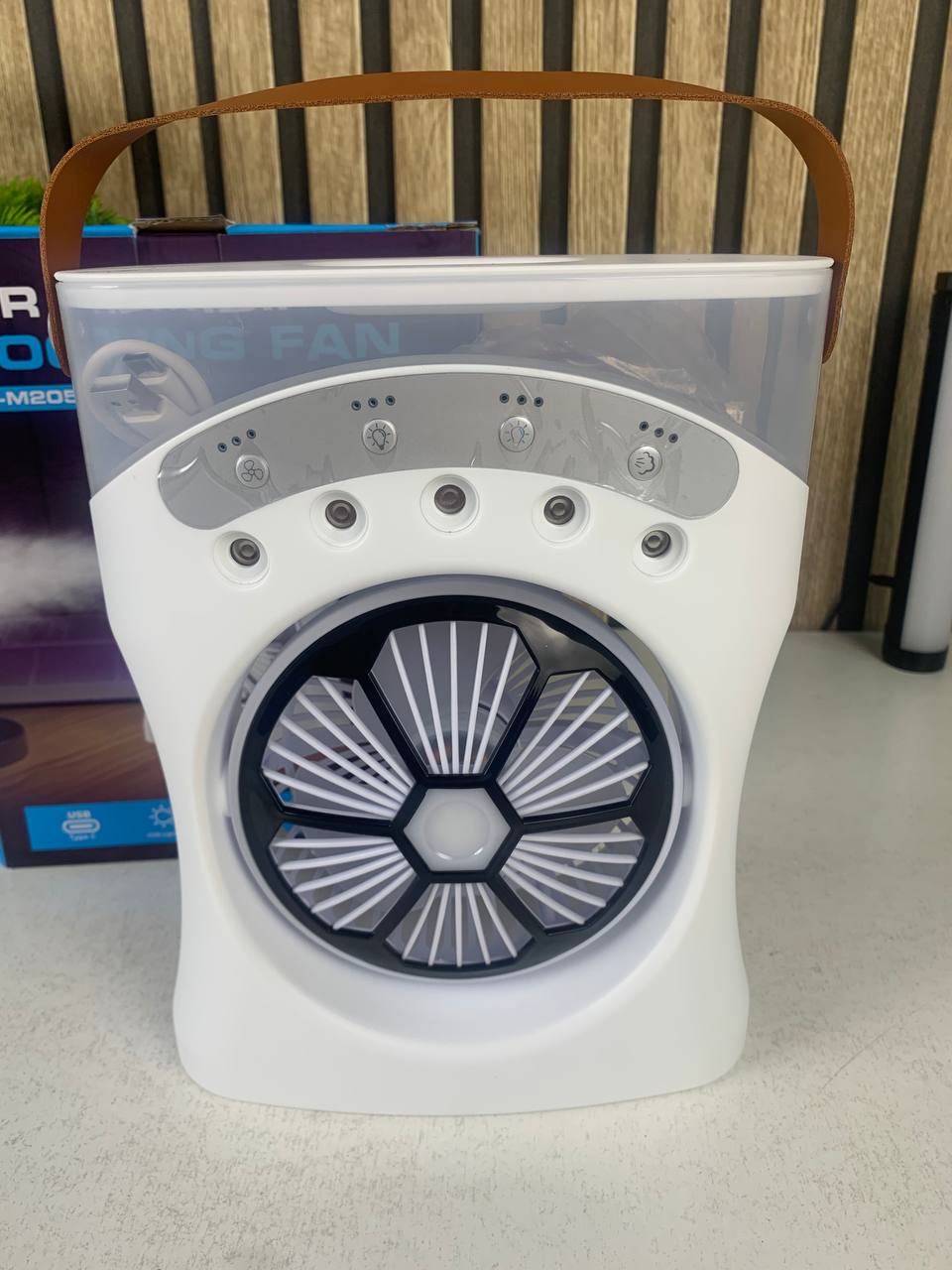 Ventilateur Brumisateur de Bureau Portable USB avec Éclairage - مروحة المكتب الذكية برذاذ الماء والترطيب بـ 3 سرعات - Produits de saison - صورة 15